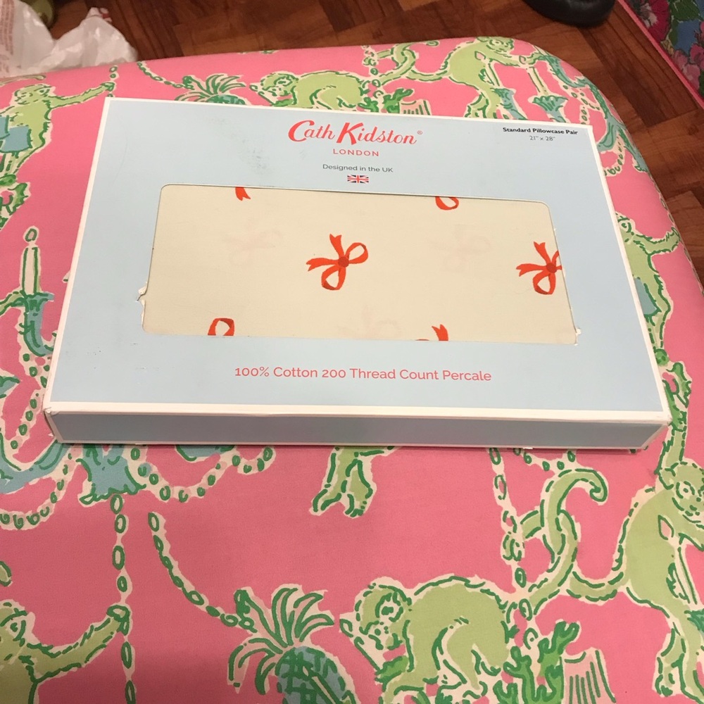 Cath Kidston London Red Bow Standard Pillowcases Cotton Pastel Sage New